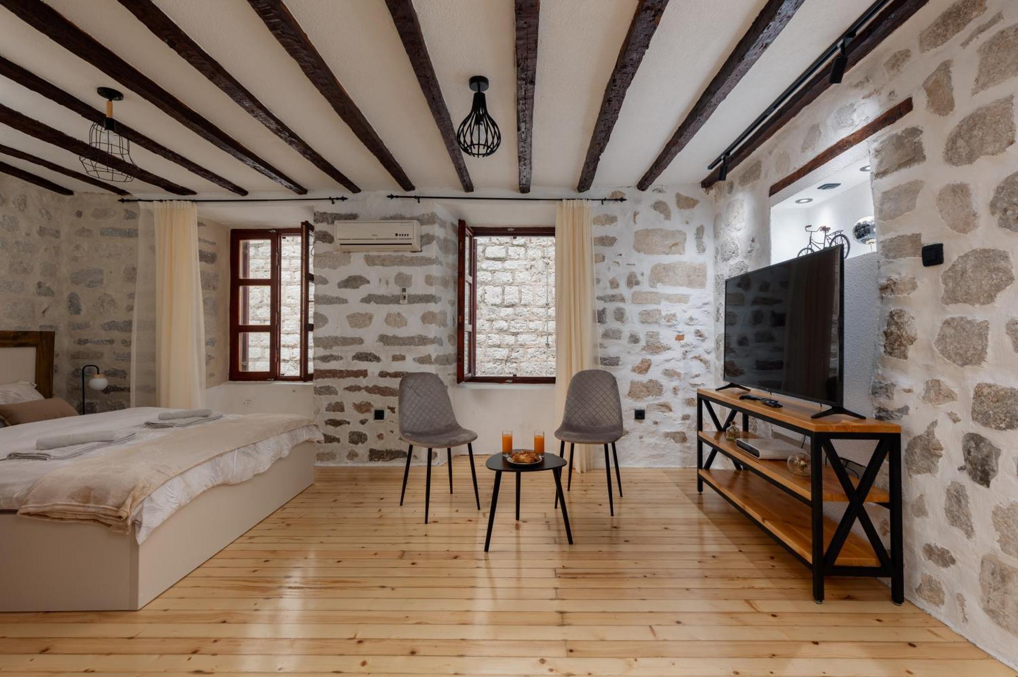 Quince&Sparkle Apartments Old Town Kotor Ngoại thất bức ảnh
