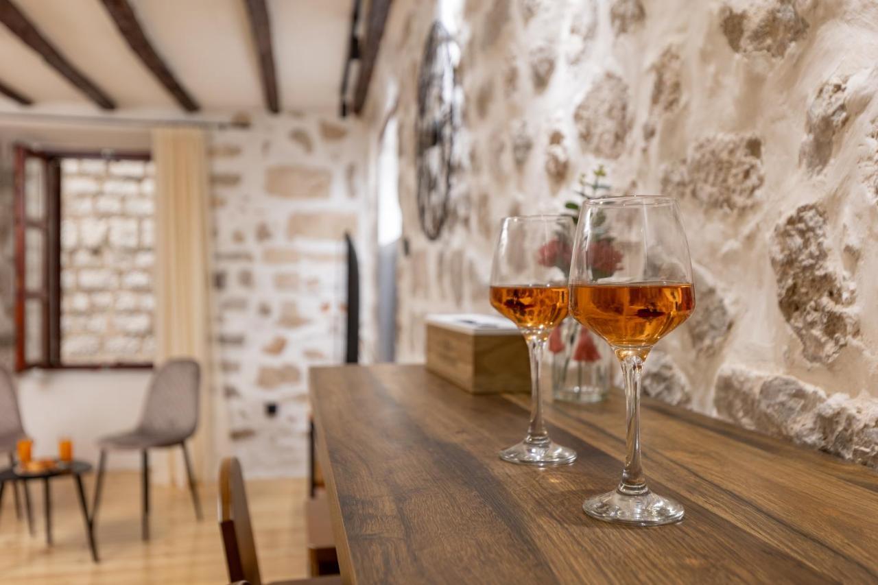 Quince&Sparkle Apartments Old Town Kotor Ngoại thất bức ảnh