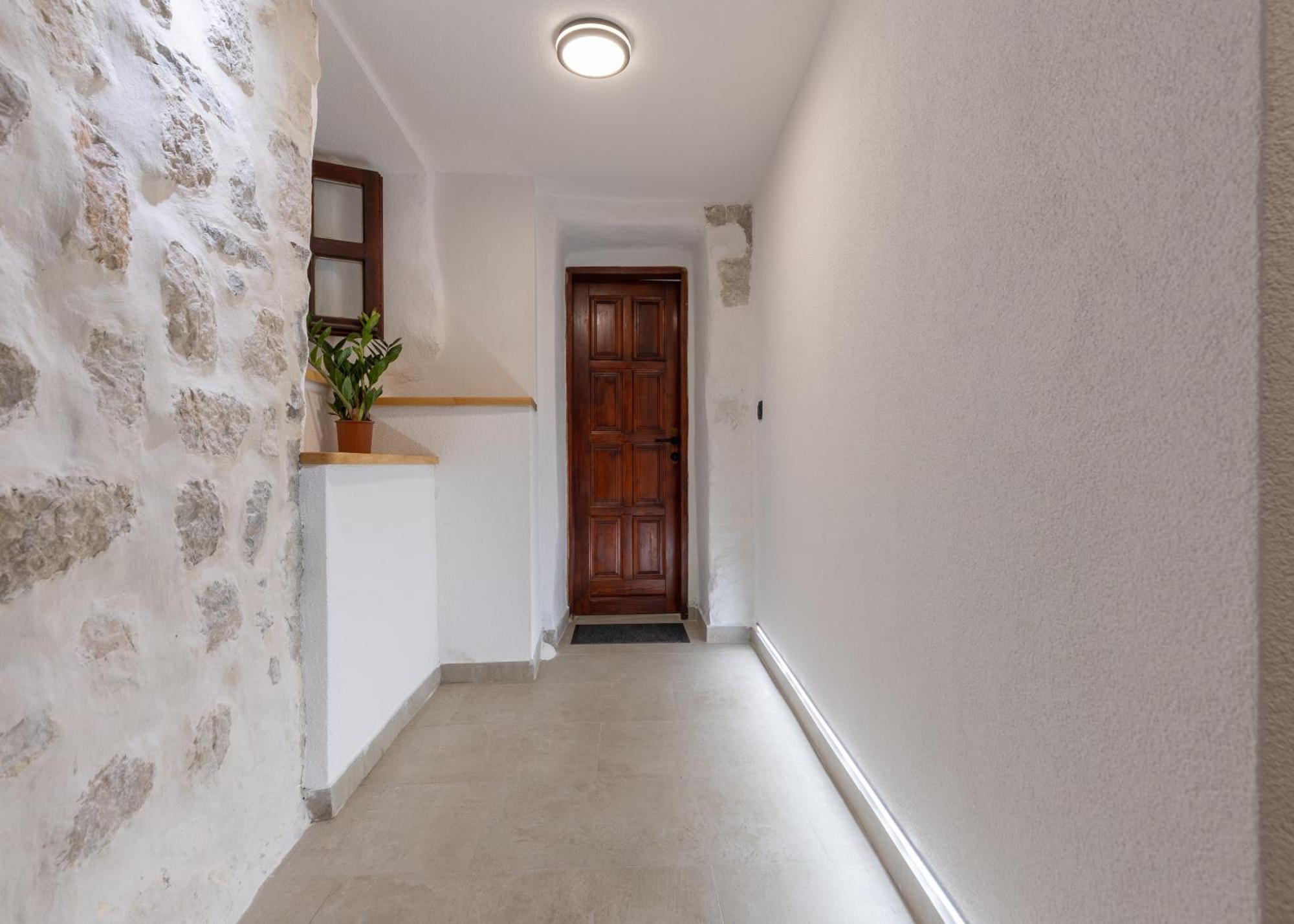 Quince&Sparkle Apartments Old Town Kotor Phòng bức ảnh